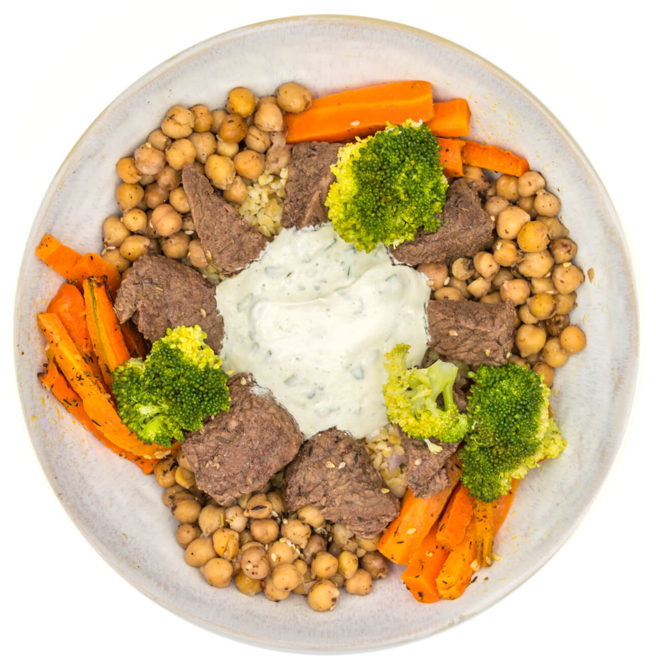 Salade de boulgour au bœuf , pois chiche rôtis et légumes