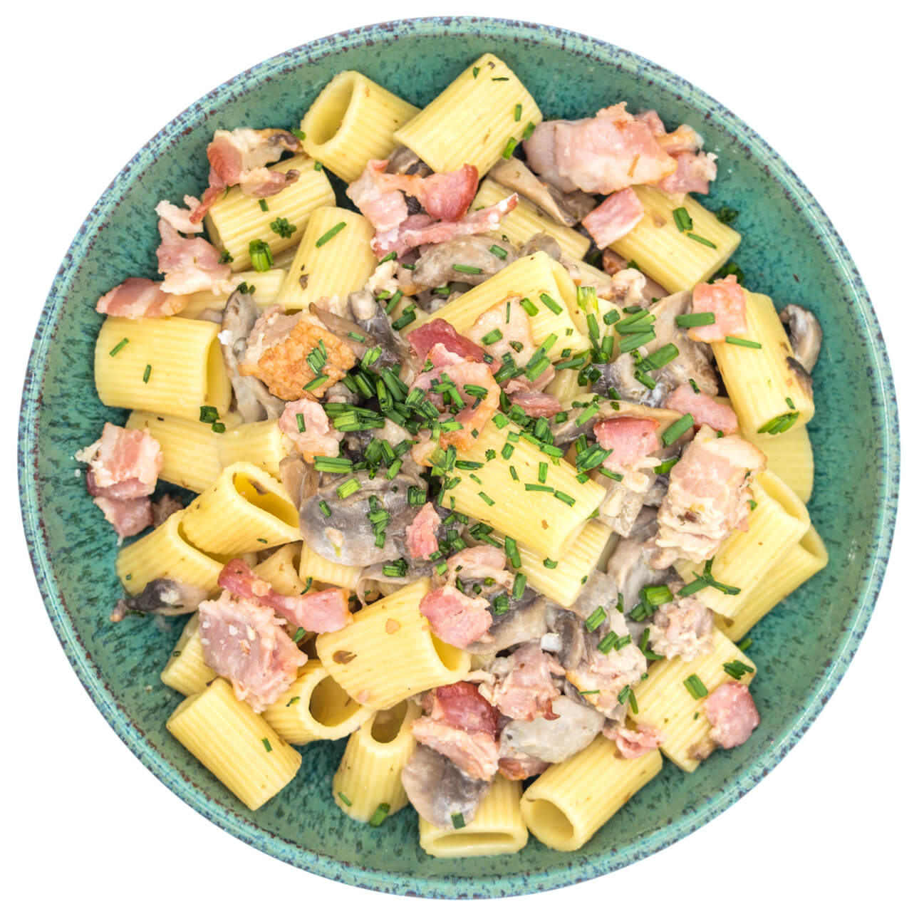 Mezze maniche, sauce aux champignons et lard fermier