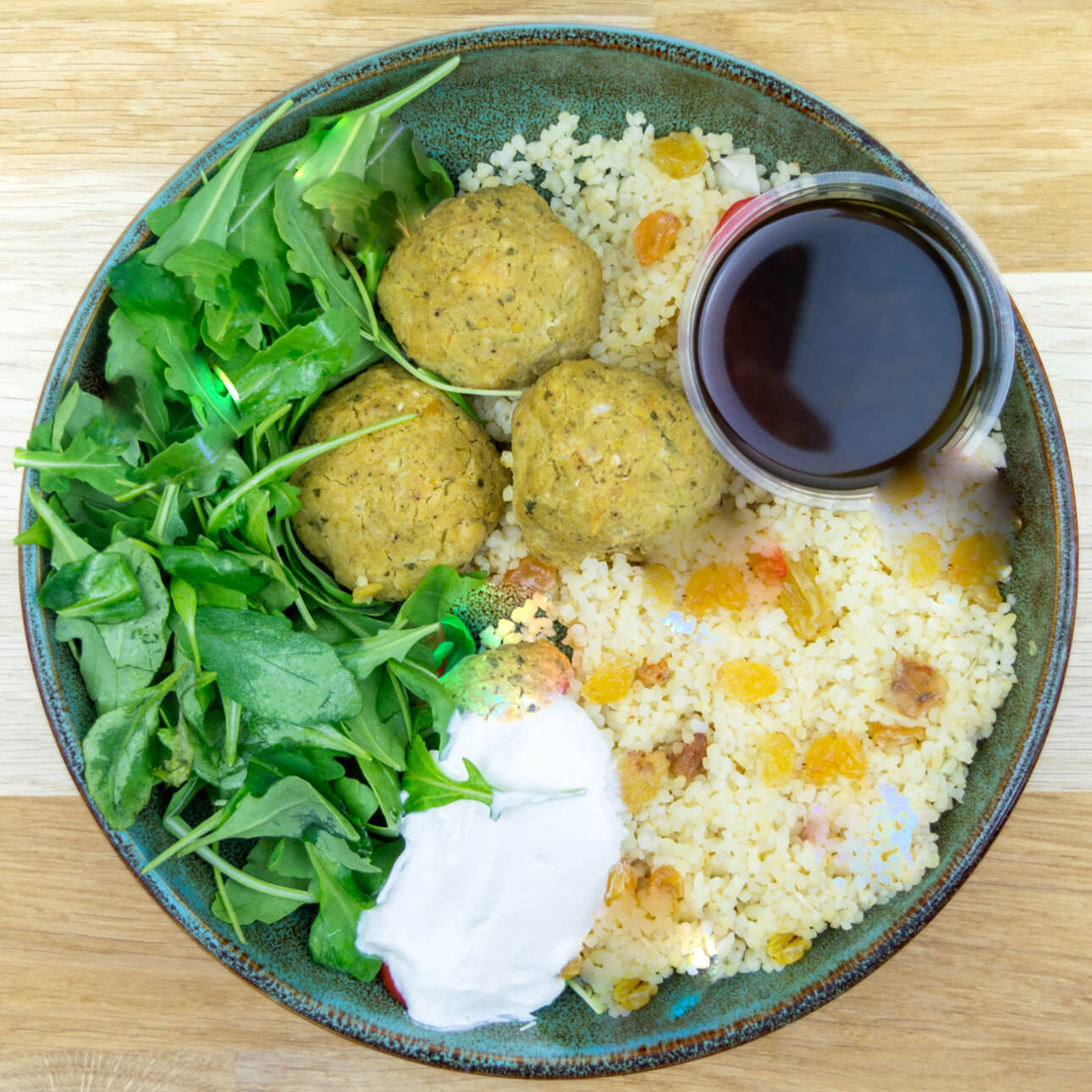 Croquettes à la patate douce, semoule et yaourt au citron