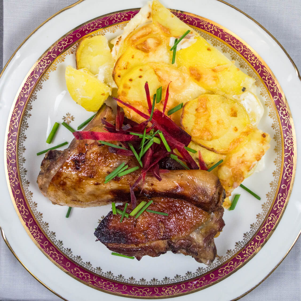 Cuisse de canard confite au miel IGP, gratin dauphinois