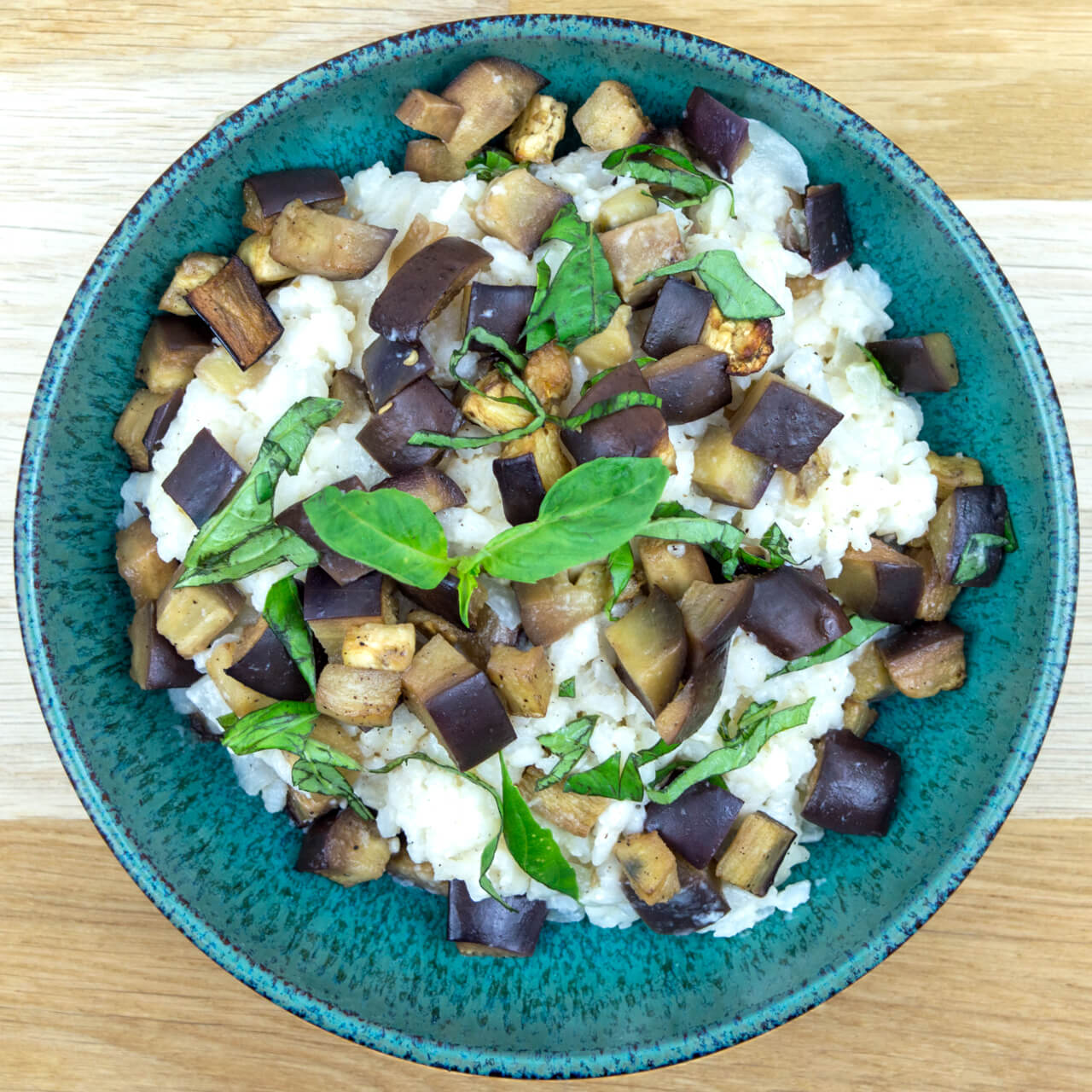 Risotto aux aubergines, basilic et Grana Padano AOP