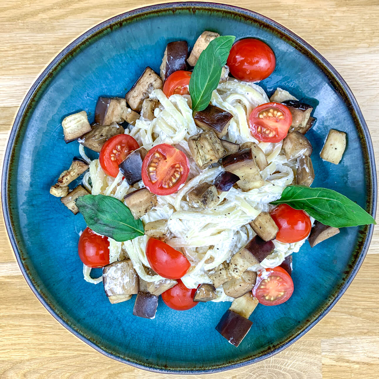Spaghetti aux aubergines et à la crème de fêta