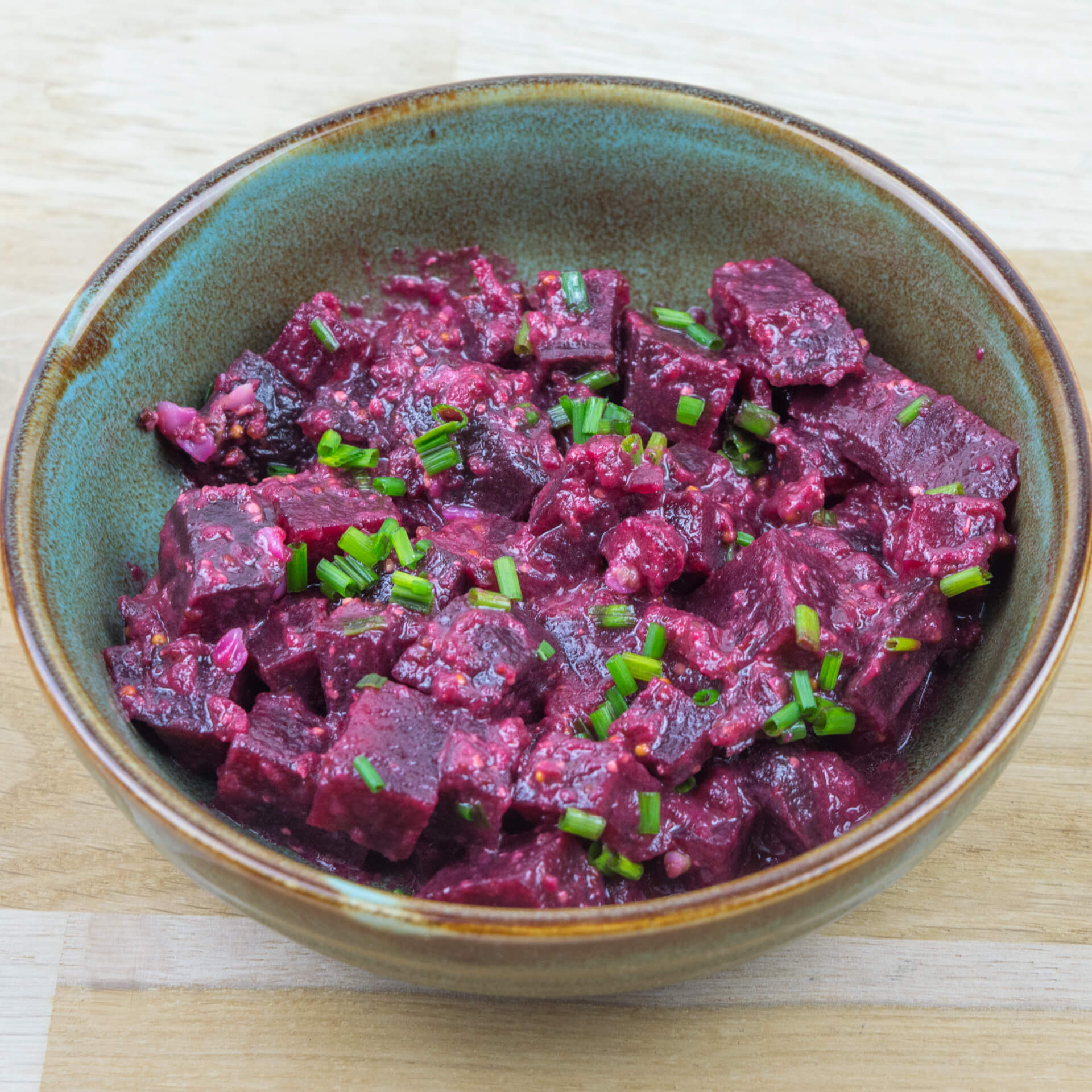 Betterave au vinaigre de framboise et moutarde
