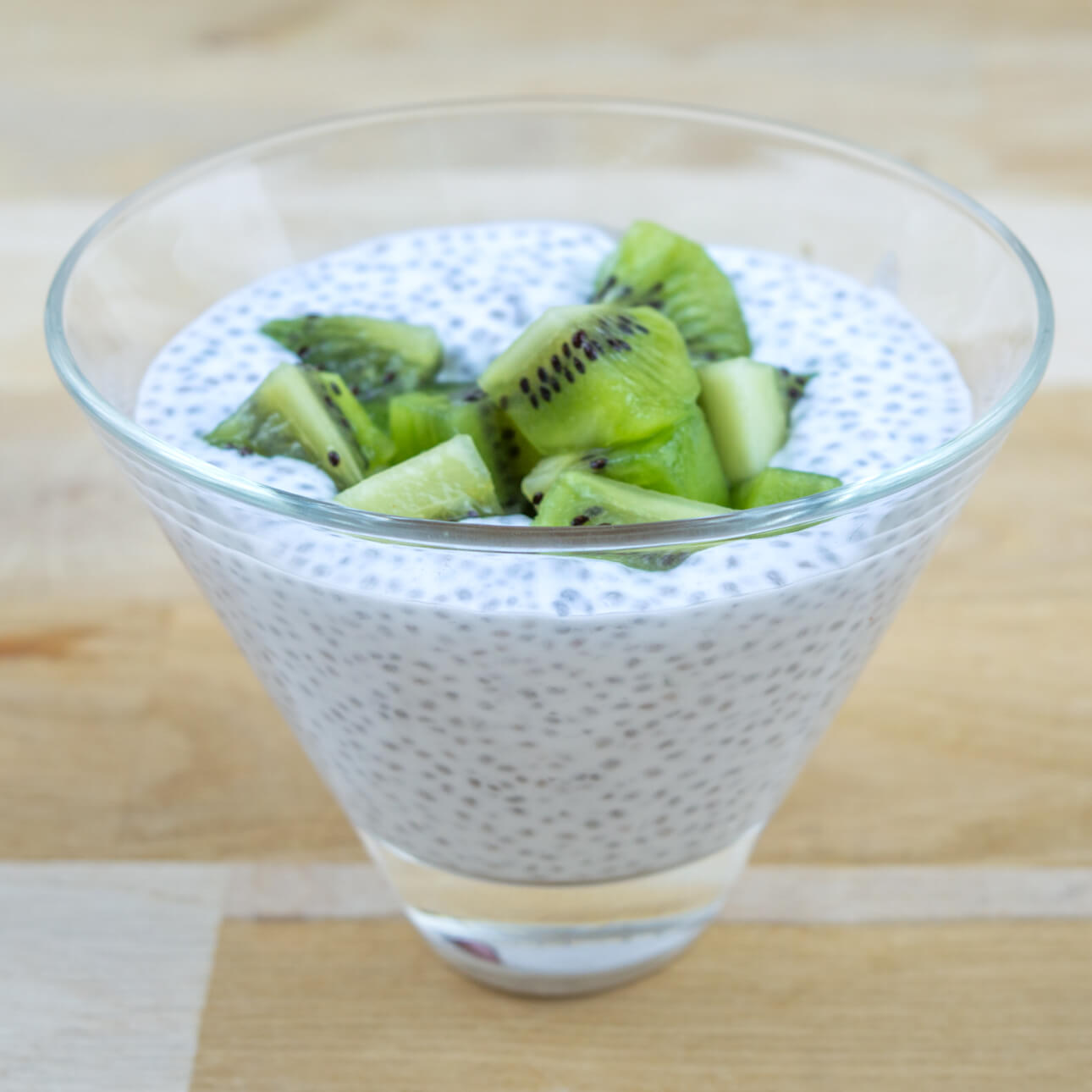 Chia pudding au lait de coco et kiwi
