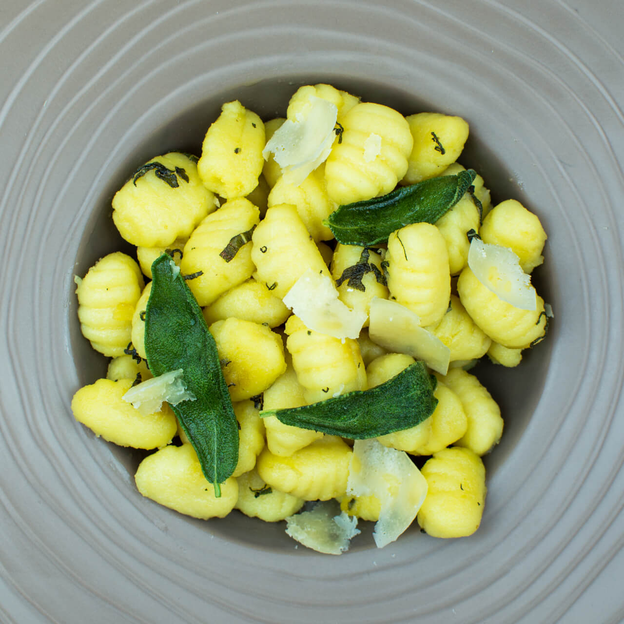 Gnocchi au beurre de sauge