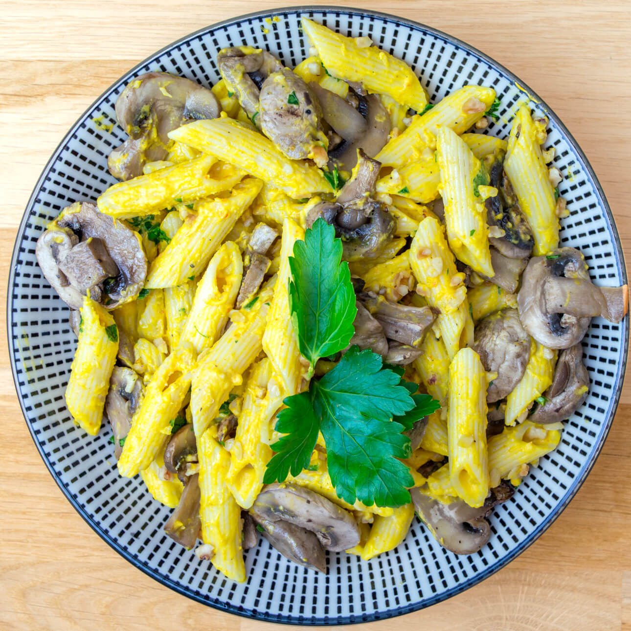 Penne à la crème de potimarron et champignons