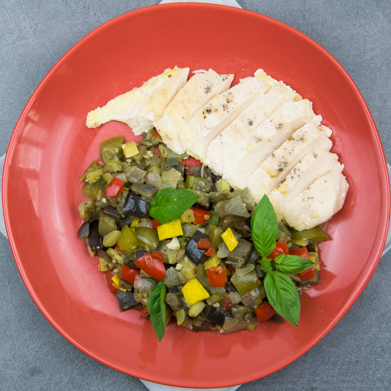 Filet de poulet et légumes estivaux