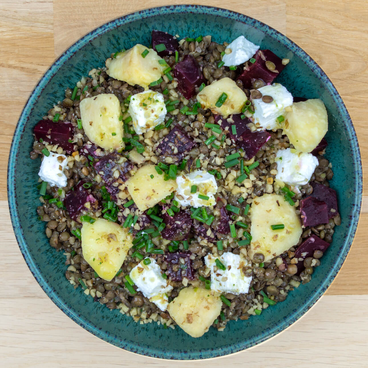 Salade de lentilles, betterave et pomme