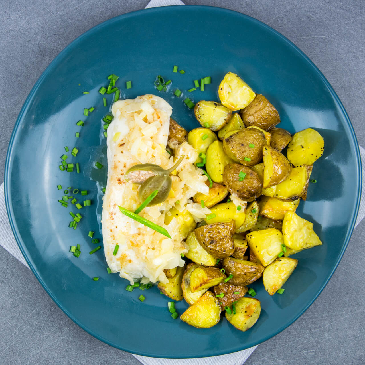 Filet de sole meunière, pommes de terre rôties